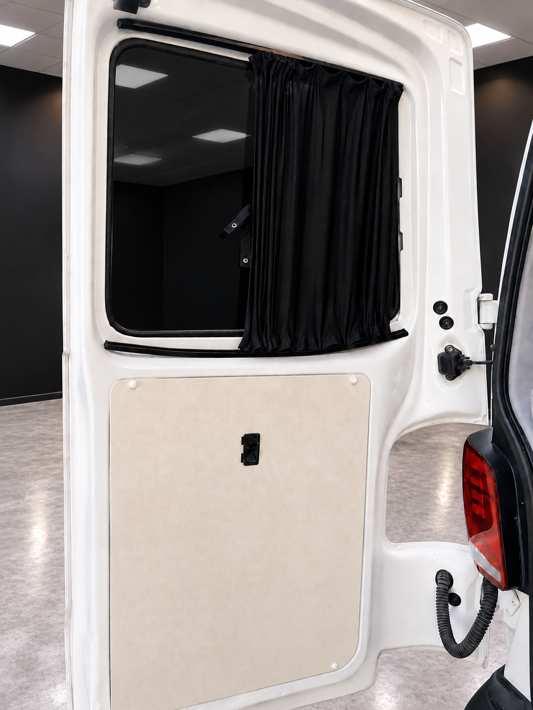 VW T6.1 Atlantic REF(111) ENTREGA INMEDIATA - Imagen 3