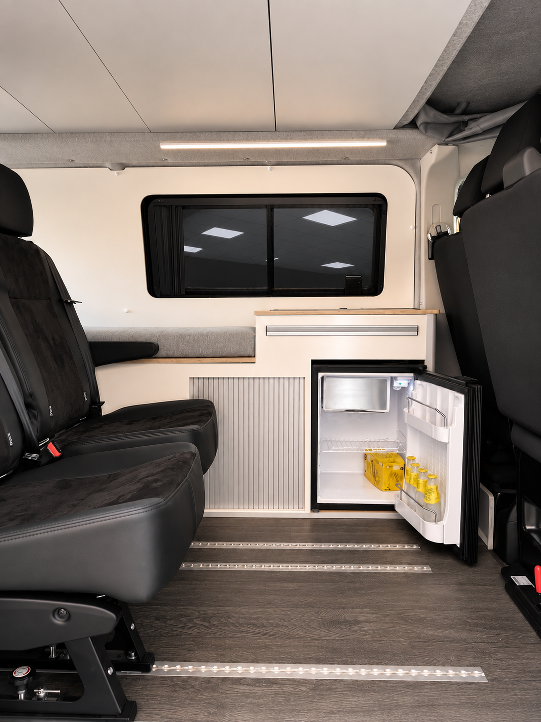VW T6.1 Atlantic REF(111) ENTREGA INMEDIATA - Imagen 12