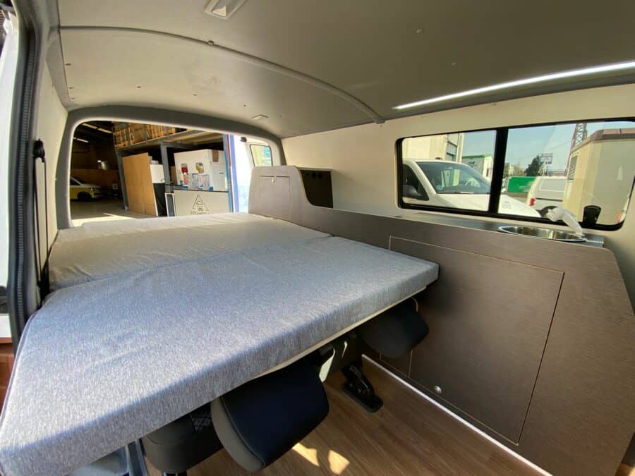 VW T6.1 Atlantic - Imagen 20