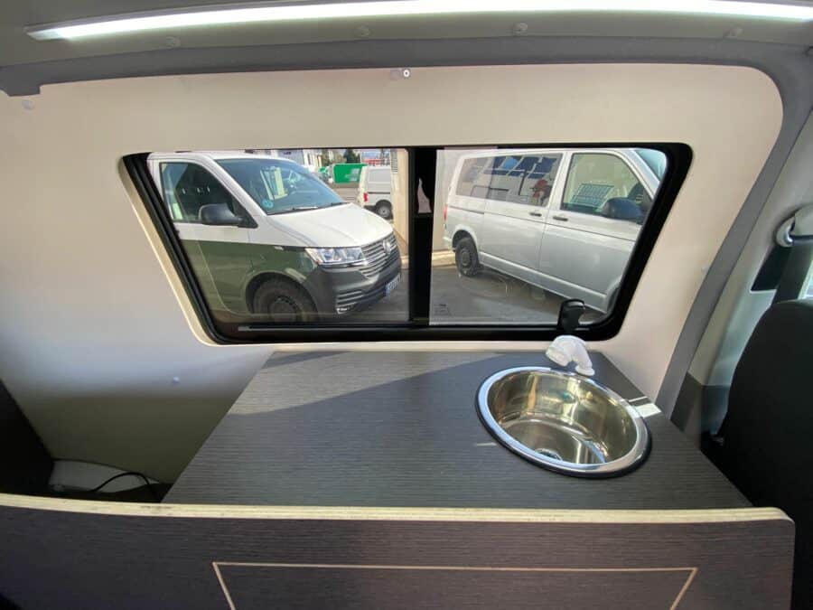 VW T6.1 Atlantic - Imagen 13