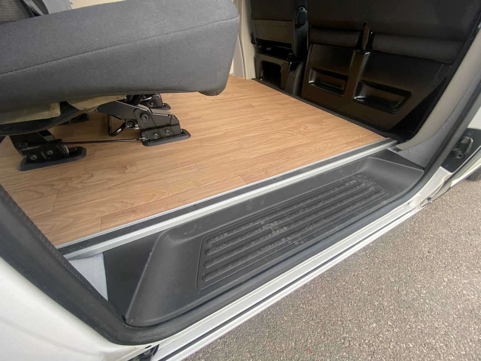 VW T6 TRANSPORTER MIXTA AUTOMATICO 150 CV - Imagen 16