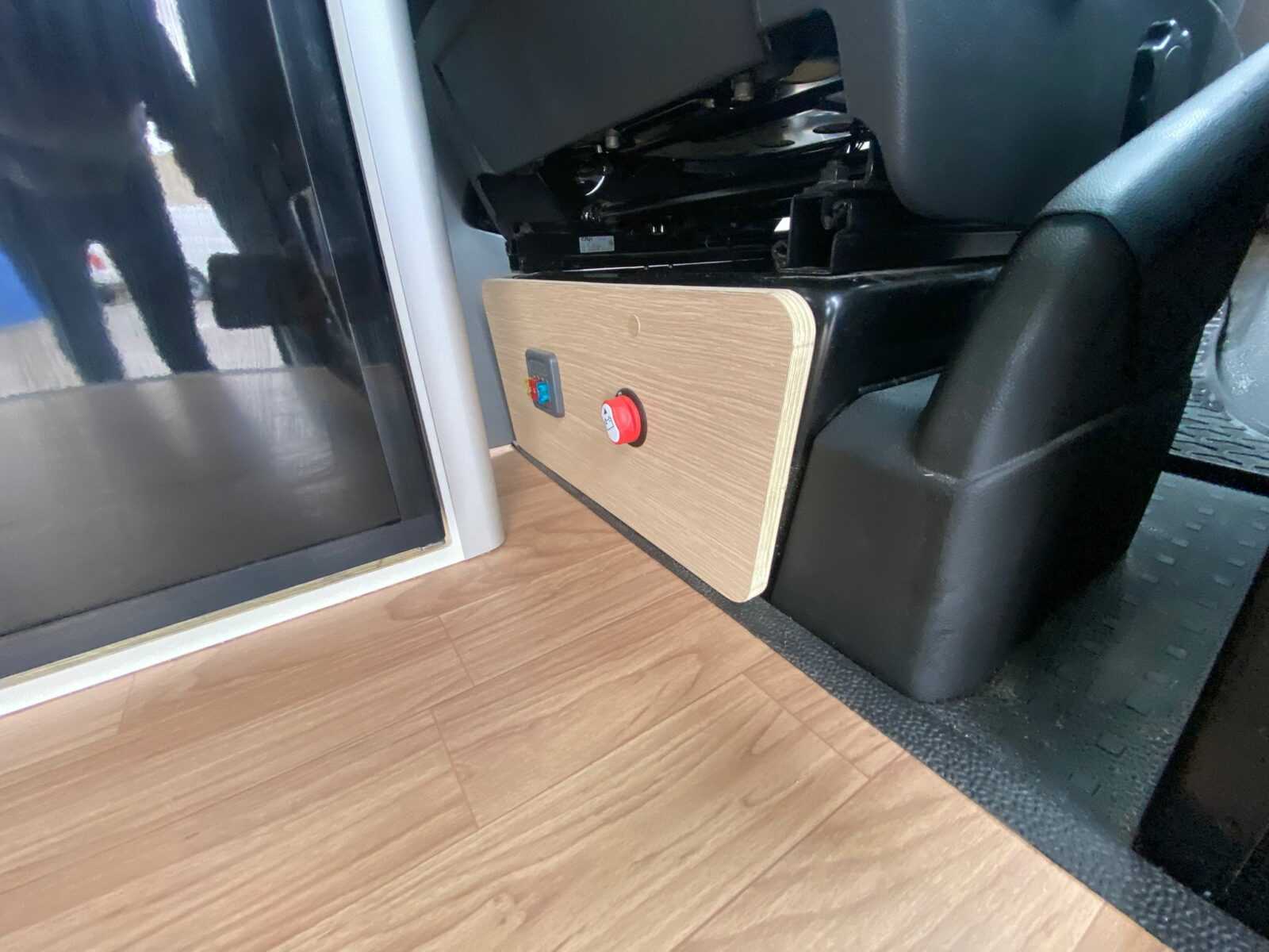 WhatsApp Image 2025-12-12 at 13.01.48 (5) WhatsApp Image 2025-12-12 at 13.01.48 (5)