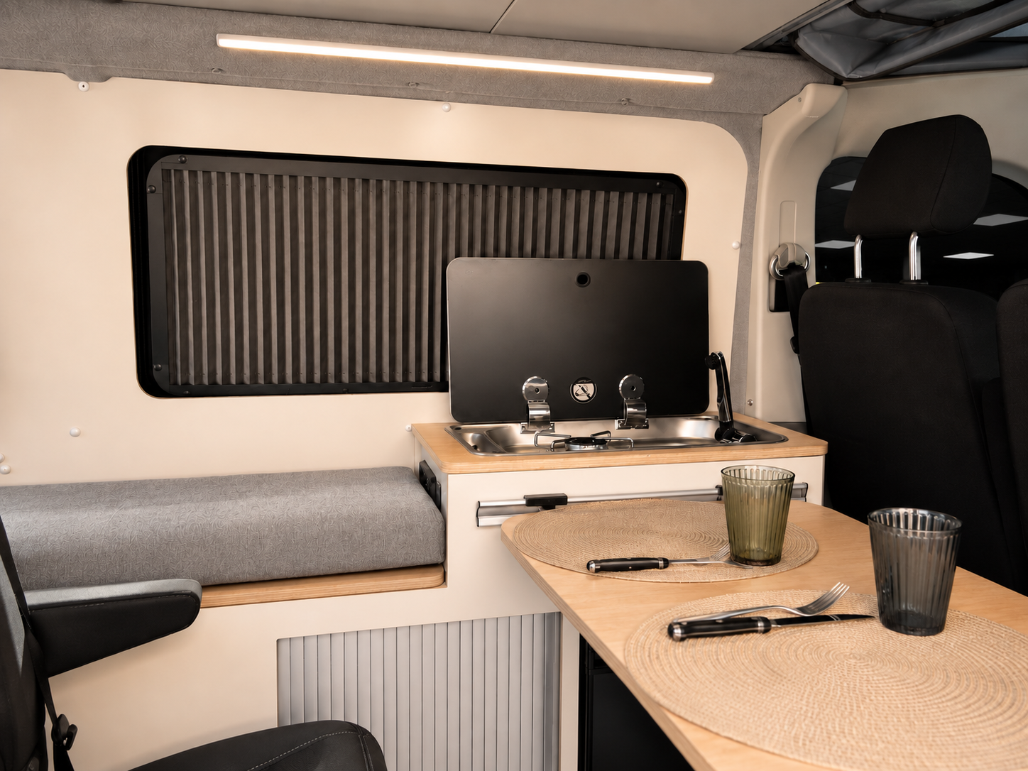 VW T6.1 Atlantic REF(111) ENTREGA INMEDIATA - Imagen 4